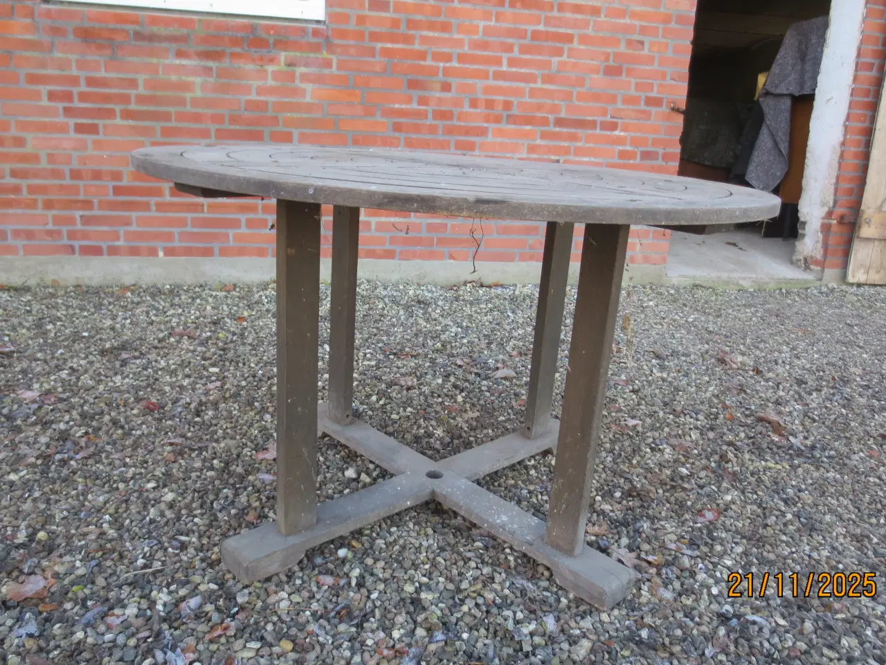 Billede 4 - 1 stk Rund Teak Havebord 