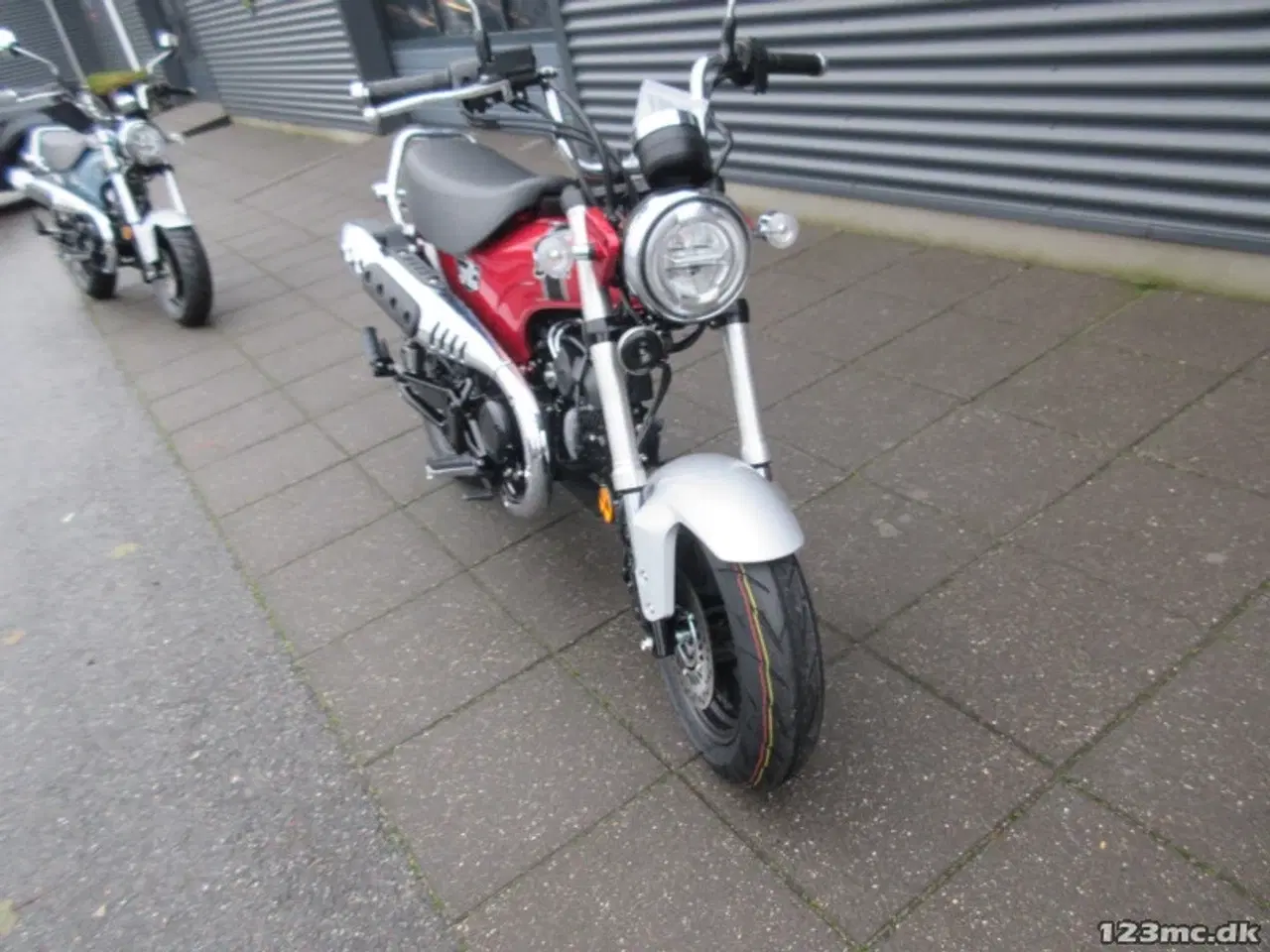 Billede 3 - Honda ST 125 Dax MC-SYD BYTTER GERNE