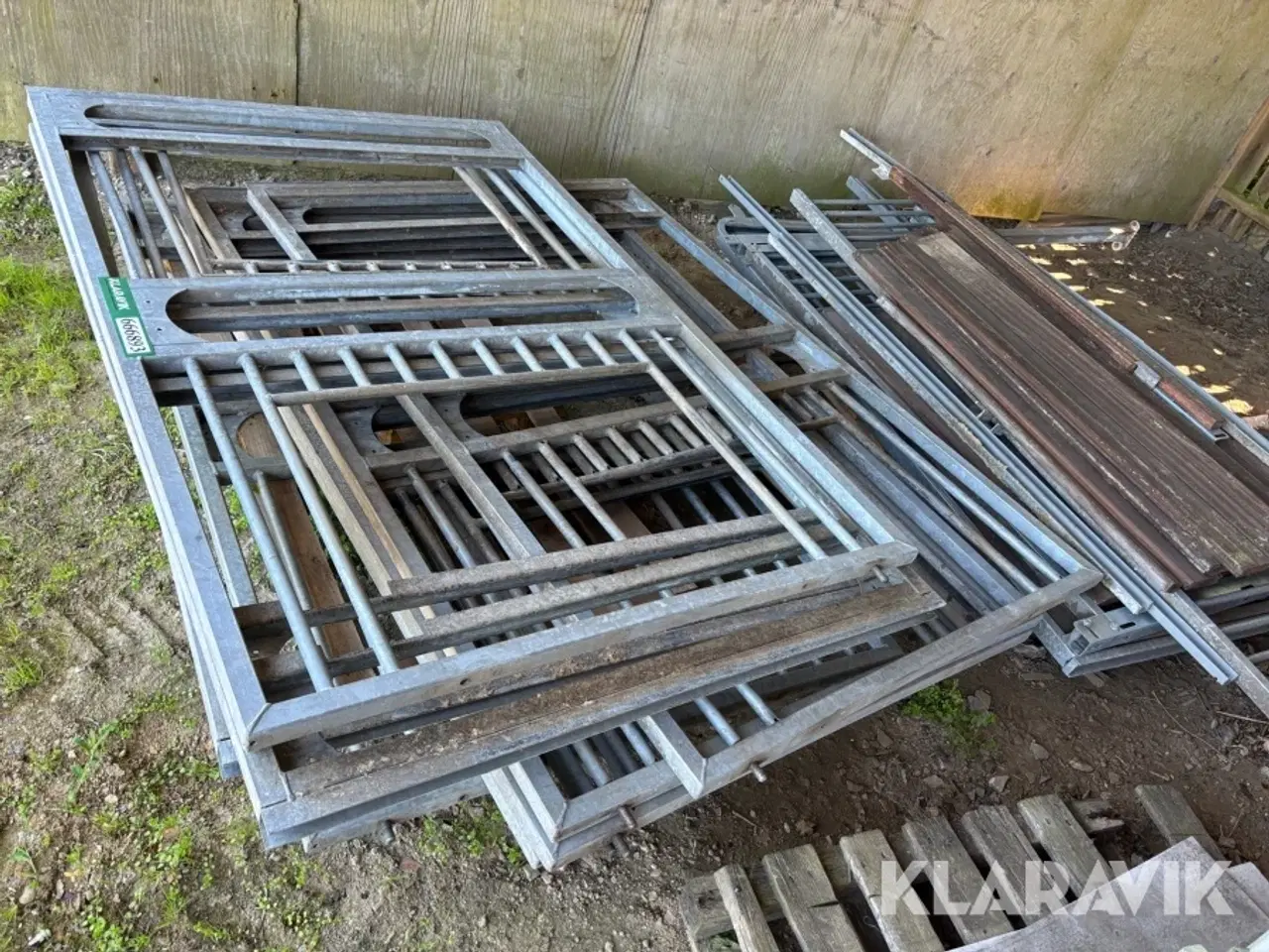 Billede 3 - Hesteboks + låger 1 styk hesteboks + 8 styk låger