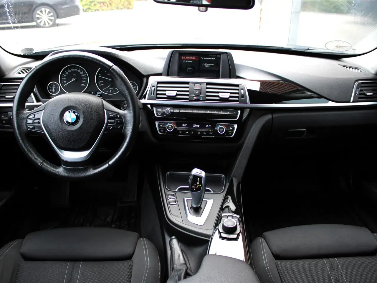 Billede 5 - BMW 320d Touring 2,0 D Executive Steptronic 190HK Stc 8g Aut.