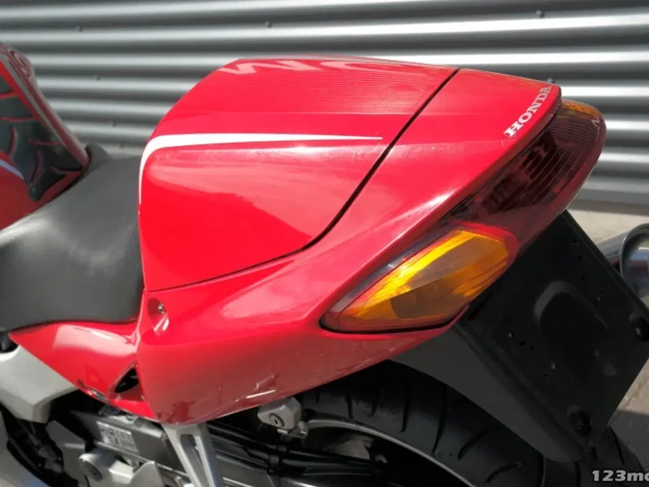 Billede 27 - Honda VFR 800 F MC-SYD       BYTTER GERNE