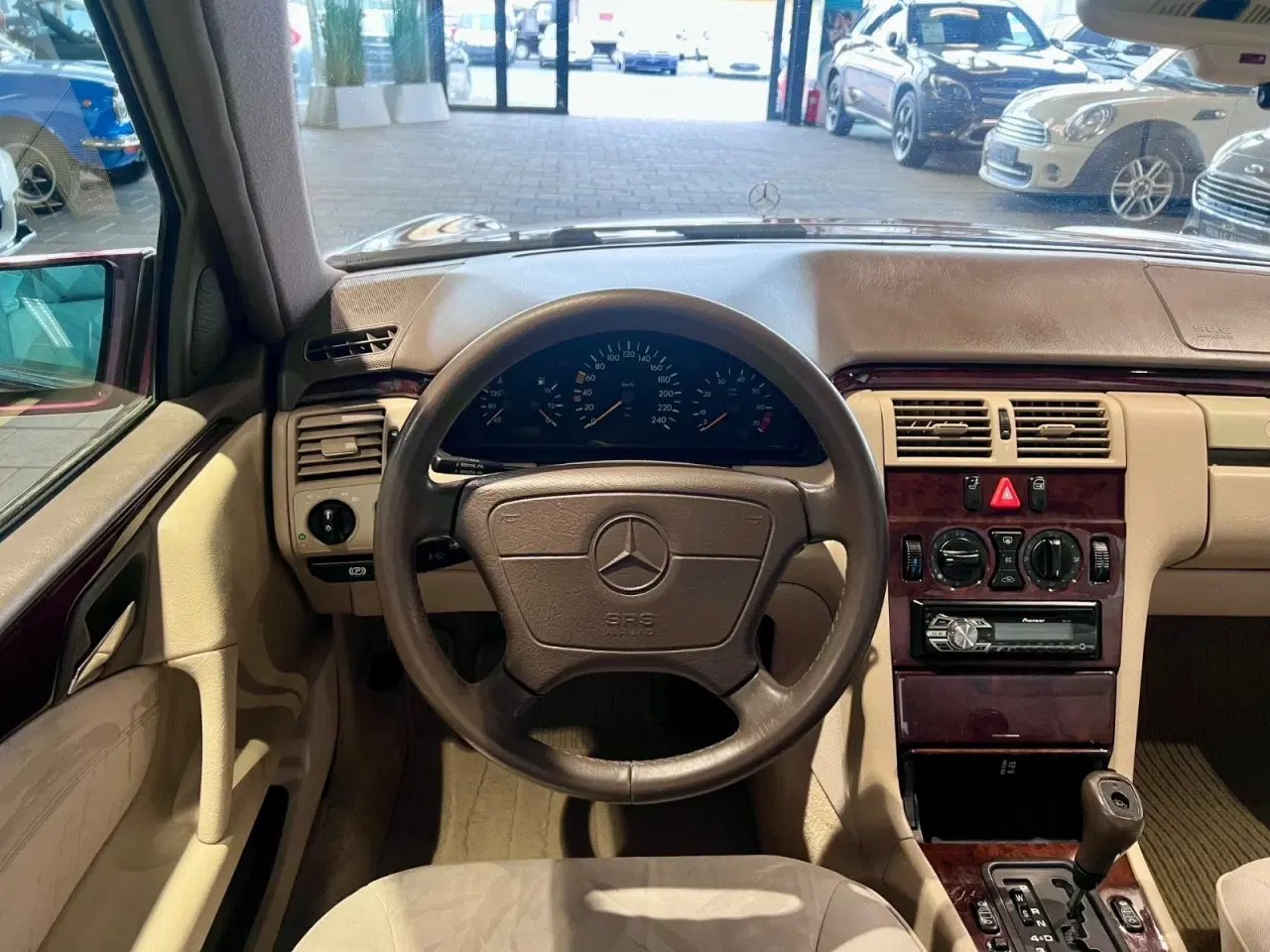 Billede 6 - Mercedes E200 2,0 
