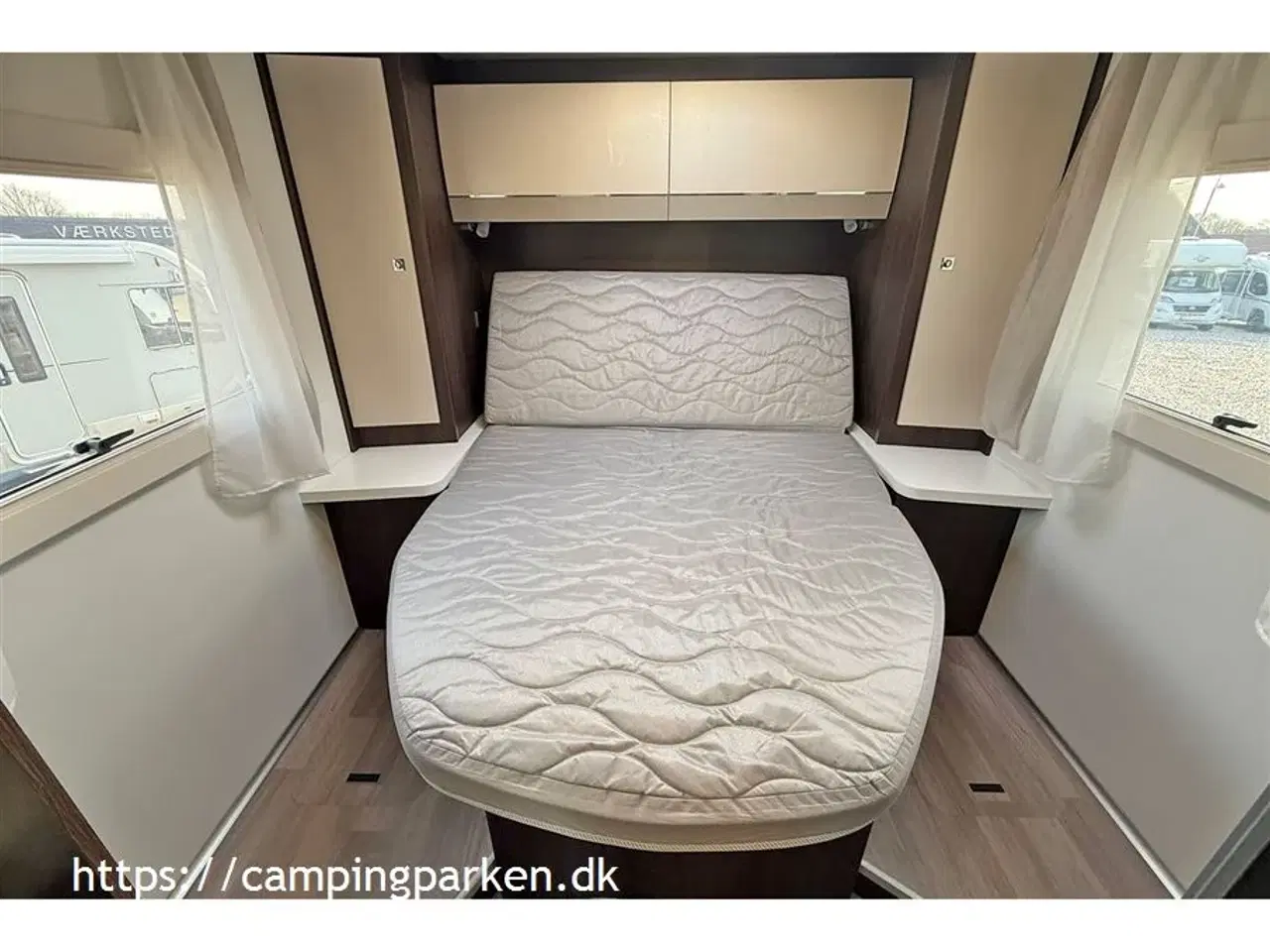 Billede 12 - 2021 - Benimar Super fin og velholdt autocamper med dobbeltseng og 5 selepladser