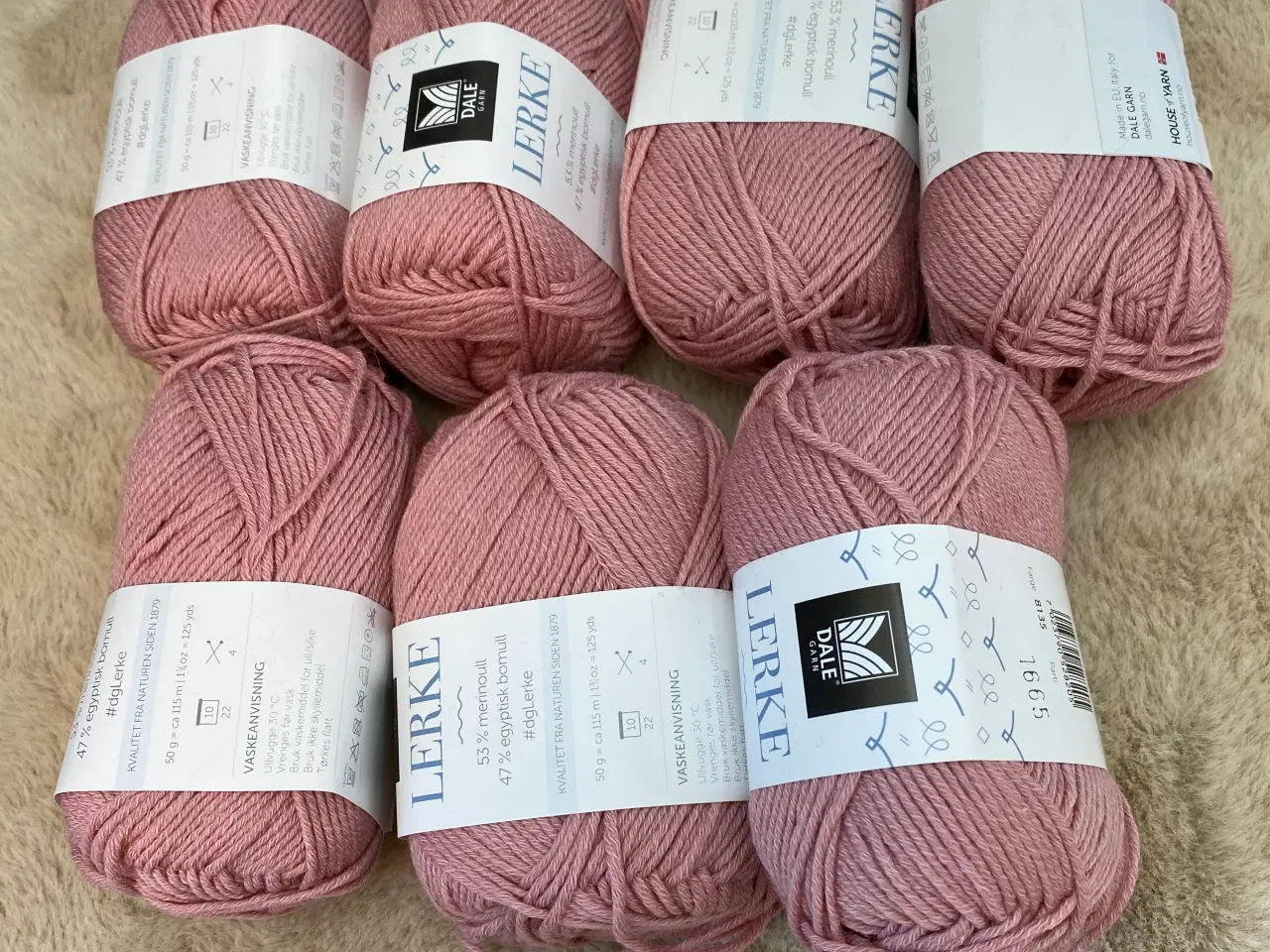 Billede 11 - Lækkert Dale Lerke garn 112 nøgler - 18 farver