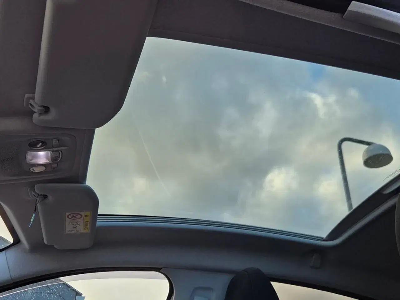 Billede 9 - Peugeot 208 1,5 BlueHDi 100 Signature Sky