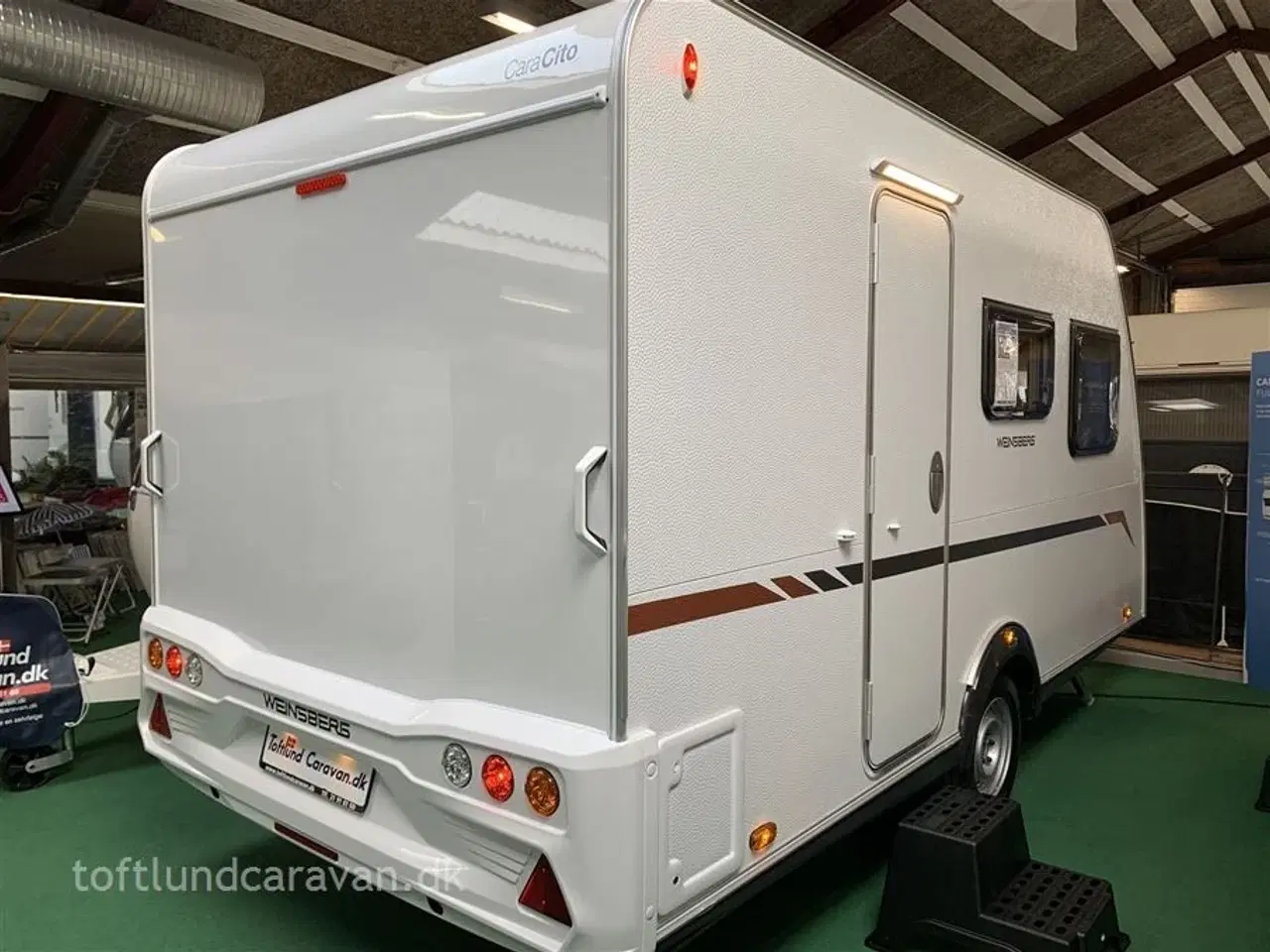 Billede 14 - 2025 - Weinsberg CaraCito 390 QD E-Power   Kommer på lager ca uge 47. FULD ELEKTRISK CAMPINGVOGN helt uden gas installationer. KØREKLAR VÆGT KUN 795 KG.