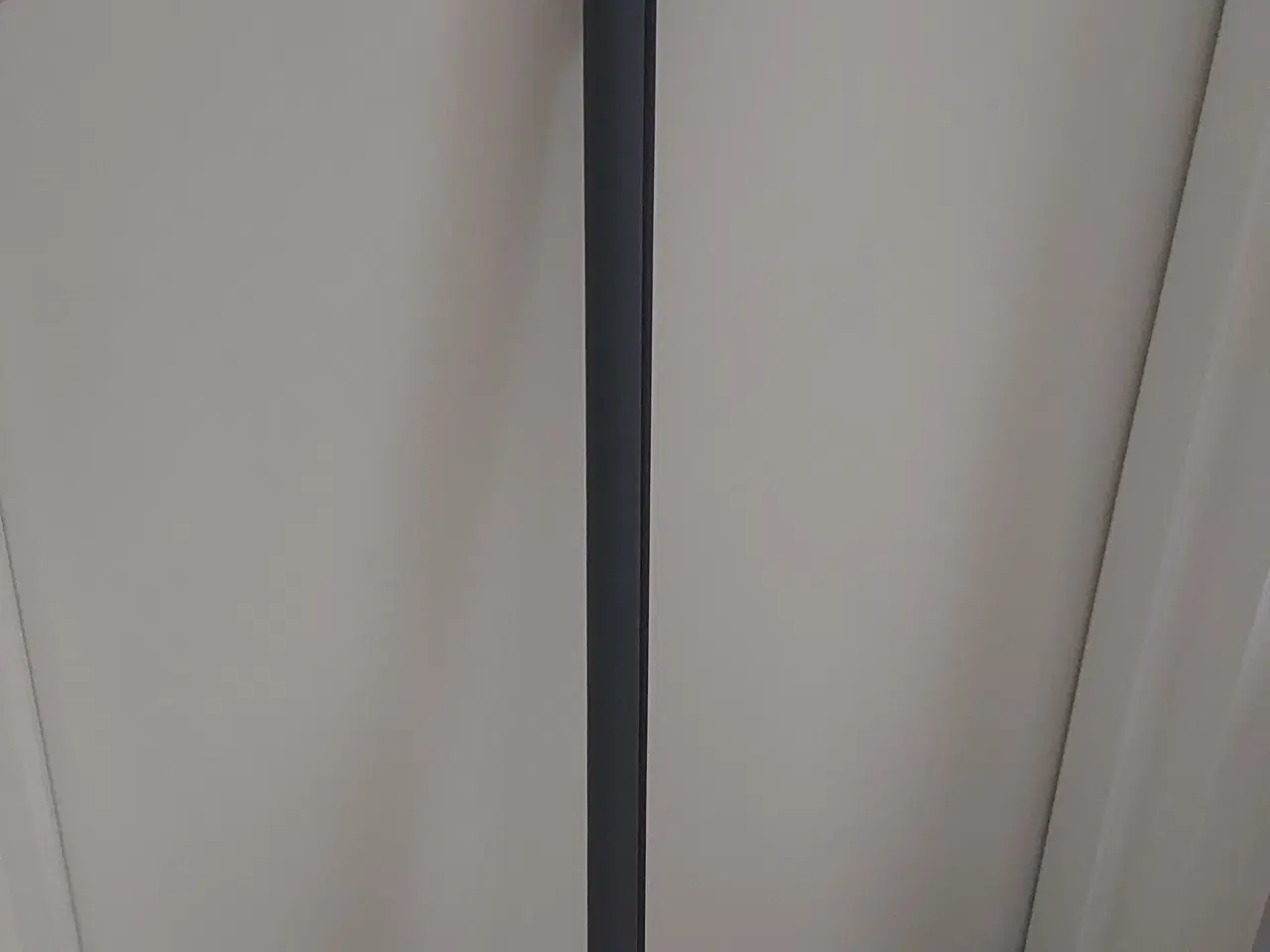 Billede 1 - Mørklægnings rullegardin mørkegrå