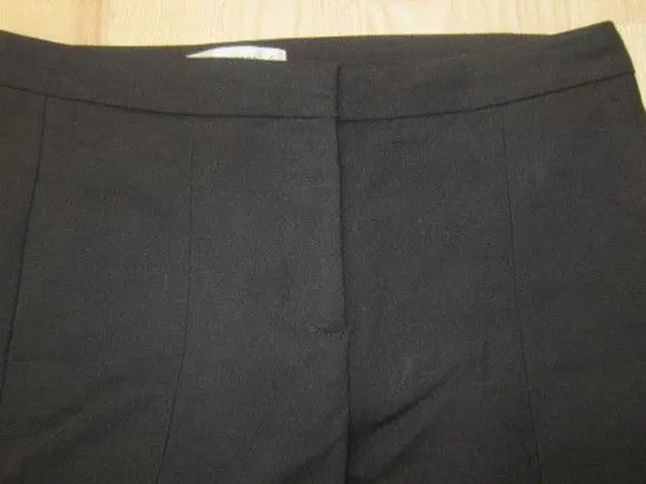 Billede 2 - Str. 34, sorte pæne bukser