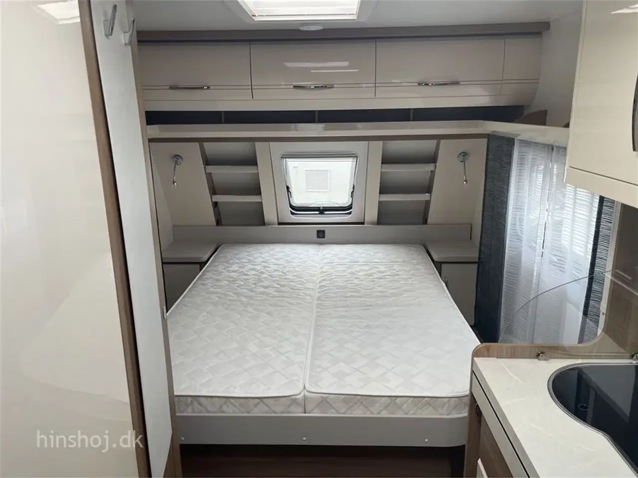 Billede 11 - 2022 - Hobby Excellent 540 UFF   Dejlig vogn med rundsidegruppe og fritstående dobbeltseng fra Hinshøj Caravan