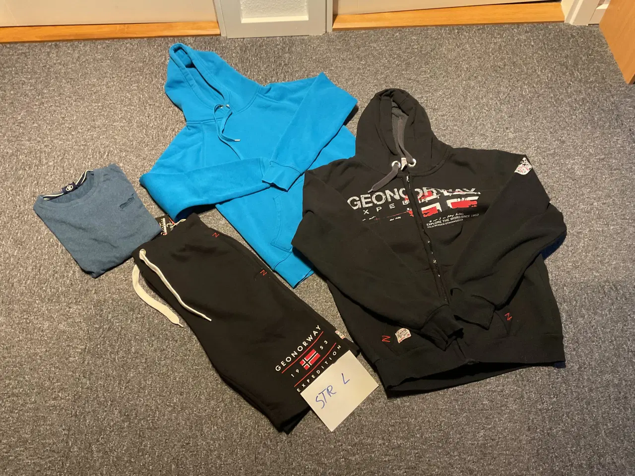 Billede 1 - Drengetøj str L