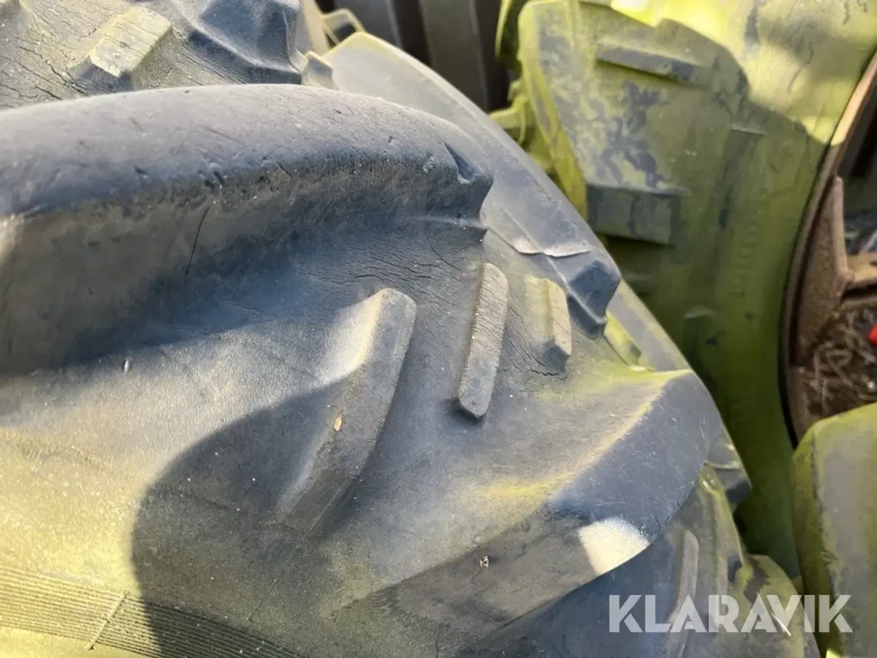 Billede 3 - Tvillinghjul 13.6R38 2 styk