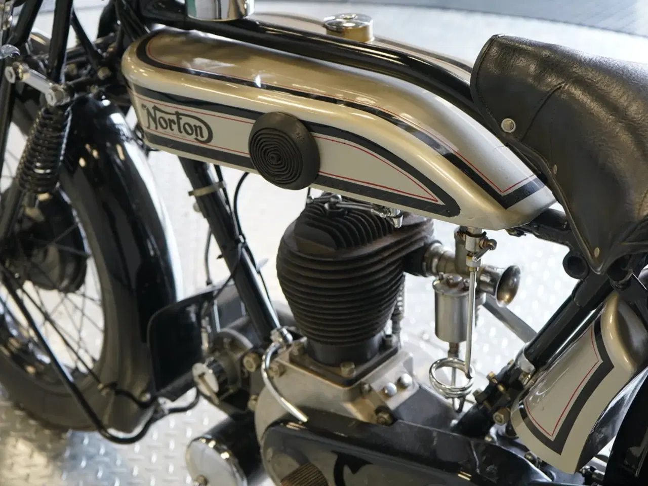 Billede 9 - Norton Model 16
