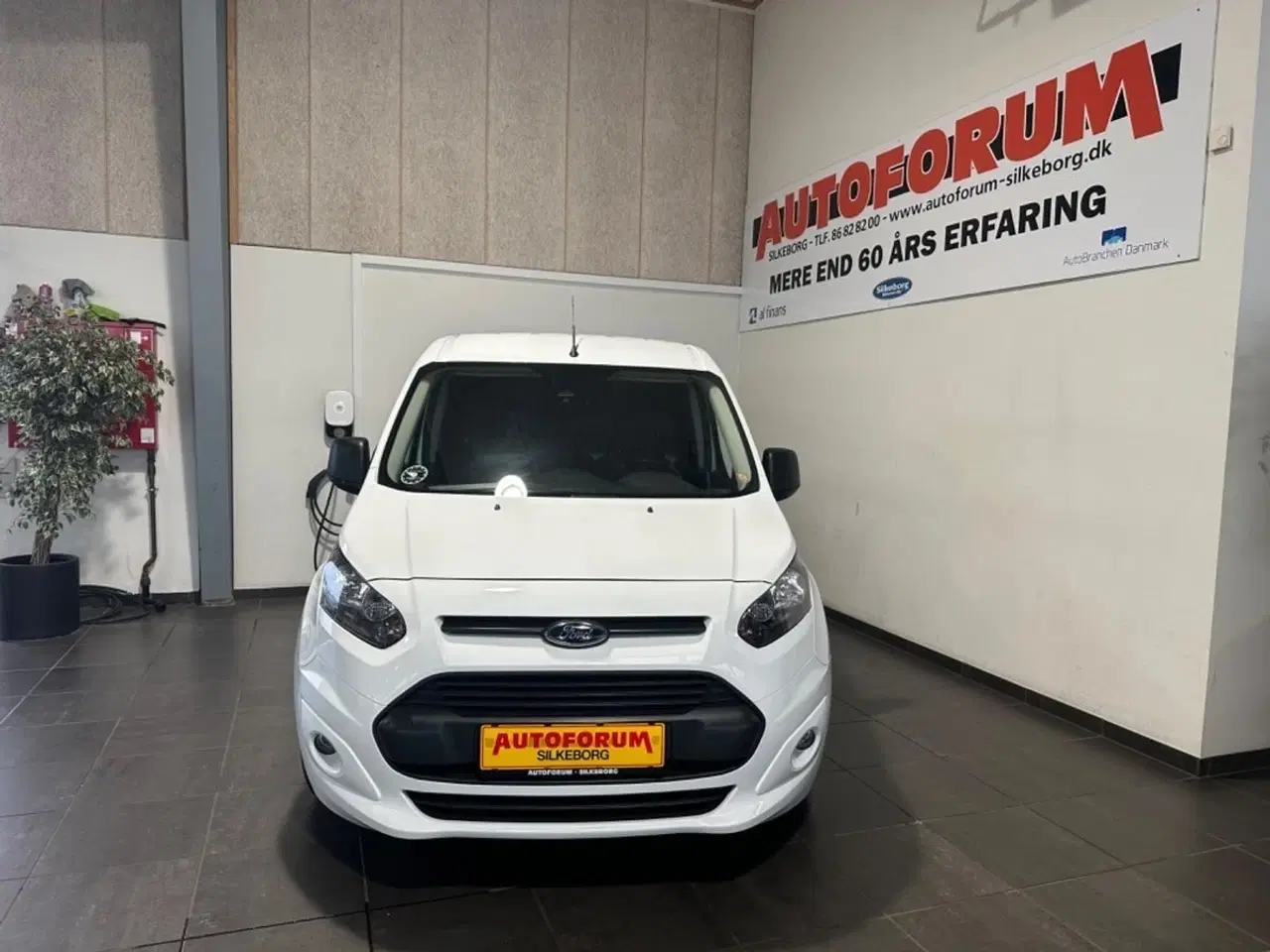 Billede 2 - Ford Transit Connect 1,5 TDCi 100 Trend kort