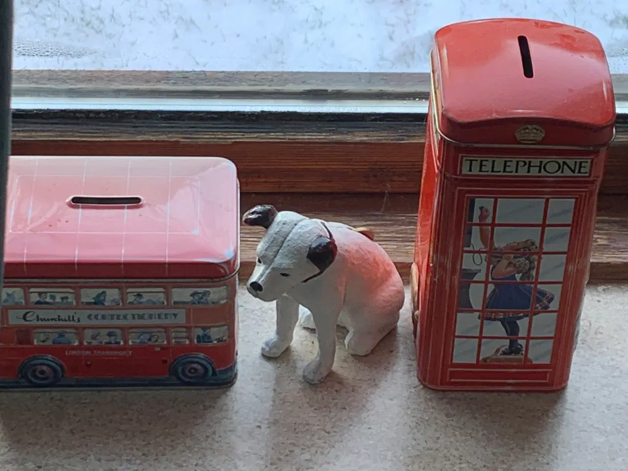 Billede 1 - 3 engelske sparebøsser, metal og støbejern.