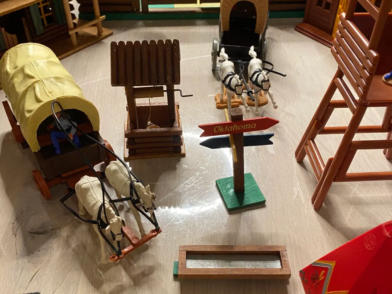 Billede 7 - Cowboy huse og soldater