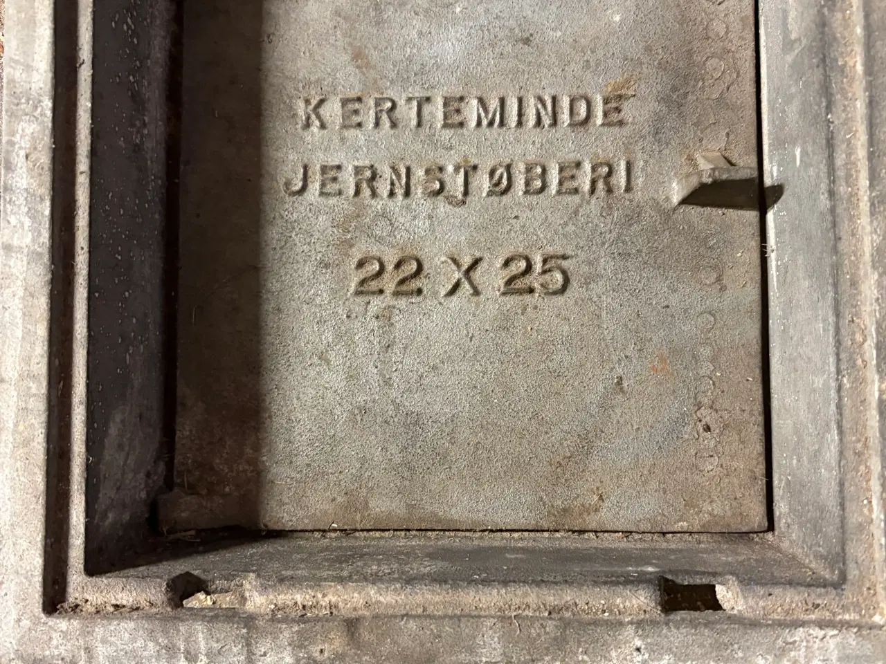 Billede 1 - Renselem til skorsten.