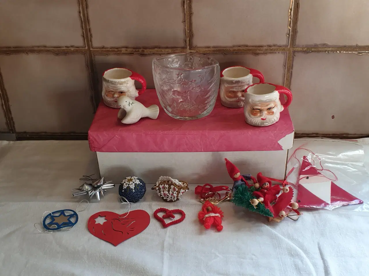 Billede 1 - GRATIS Julepynt & Nisser SE flere fotos 