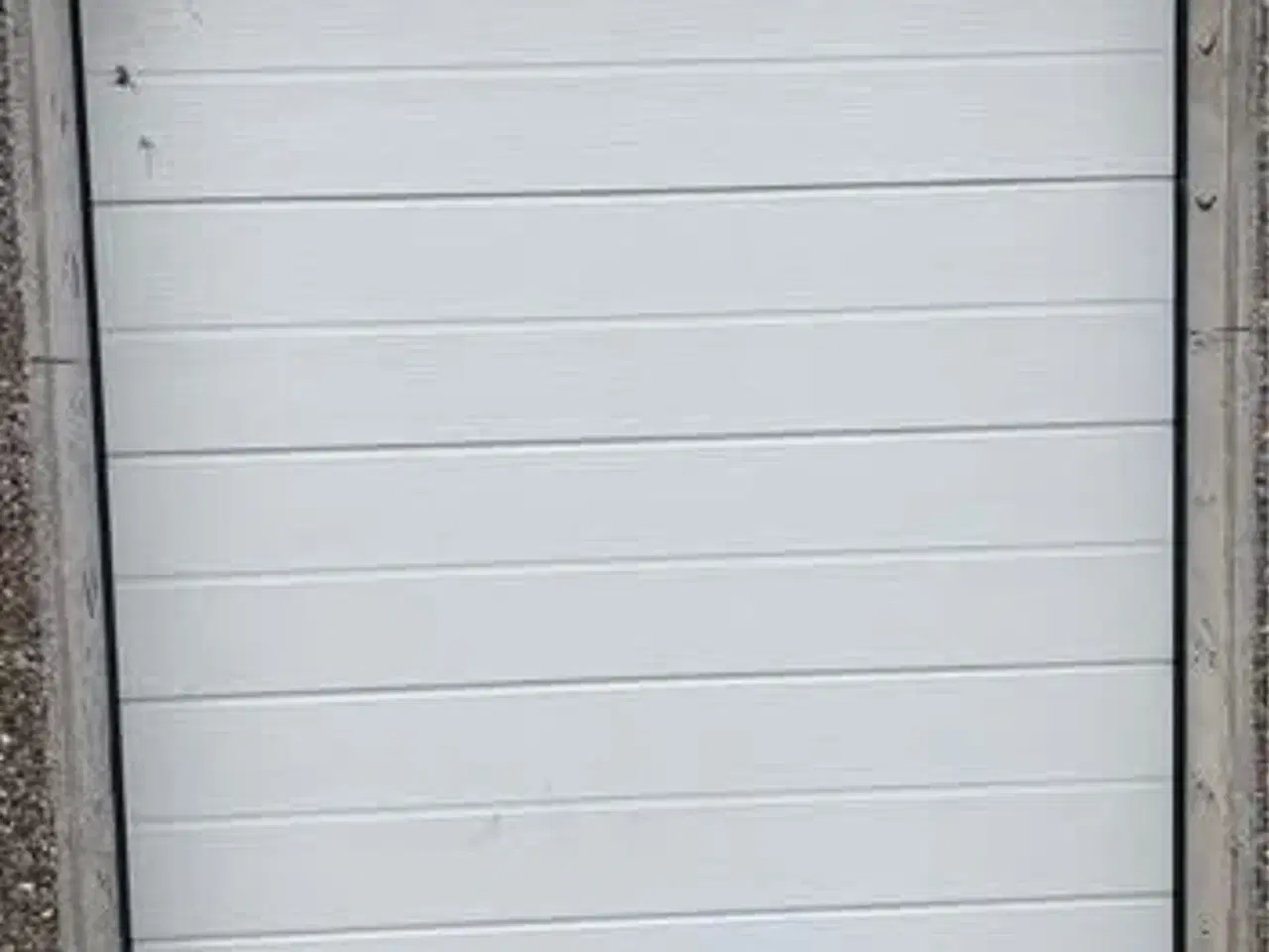 Billede 1 - Garageport til salg – inkl. fjernbetjening