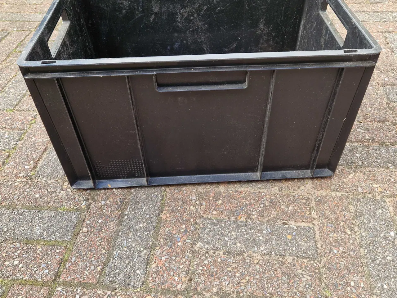 Billede 2 - Plast 8 kasser store 