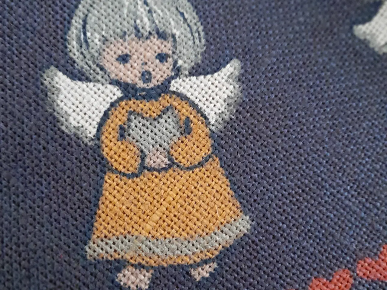 Billede 6 - INKA juledug, engle med forskellige instrumenter.