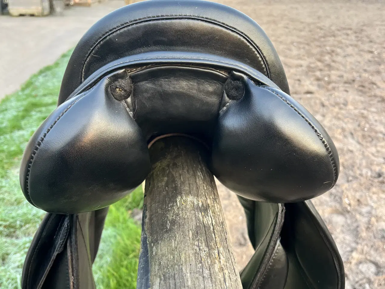 Billede 1 - Kentaur Pony Jumper sadel 15”