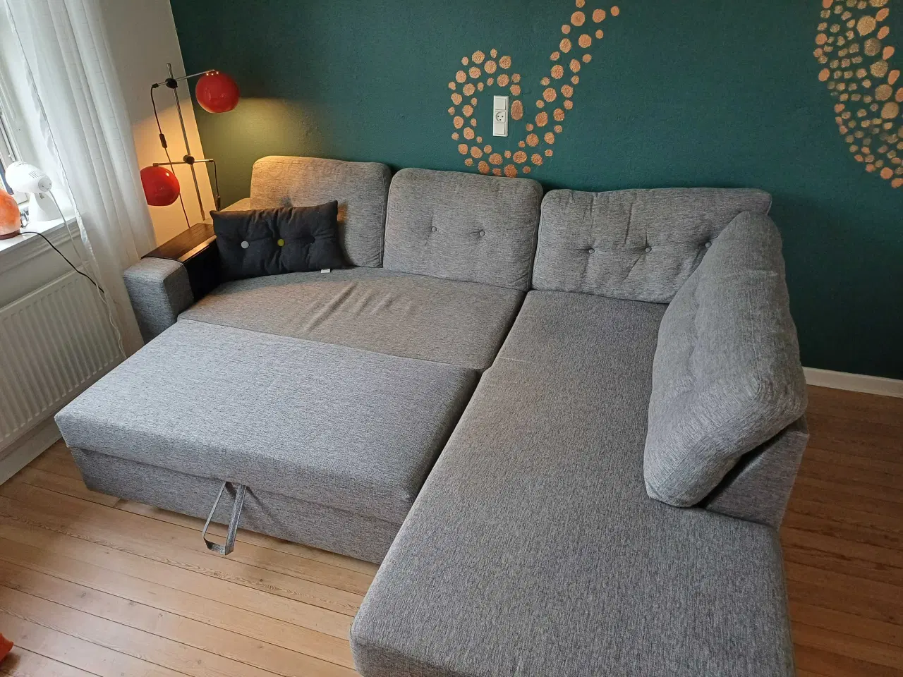 Billede 4 - Sovesofa med chaiselong og opbevaring