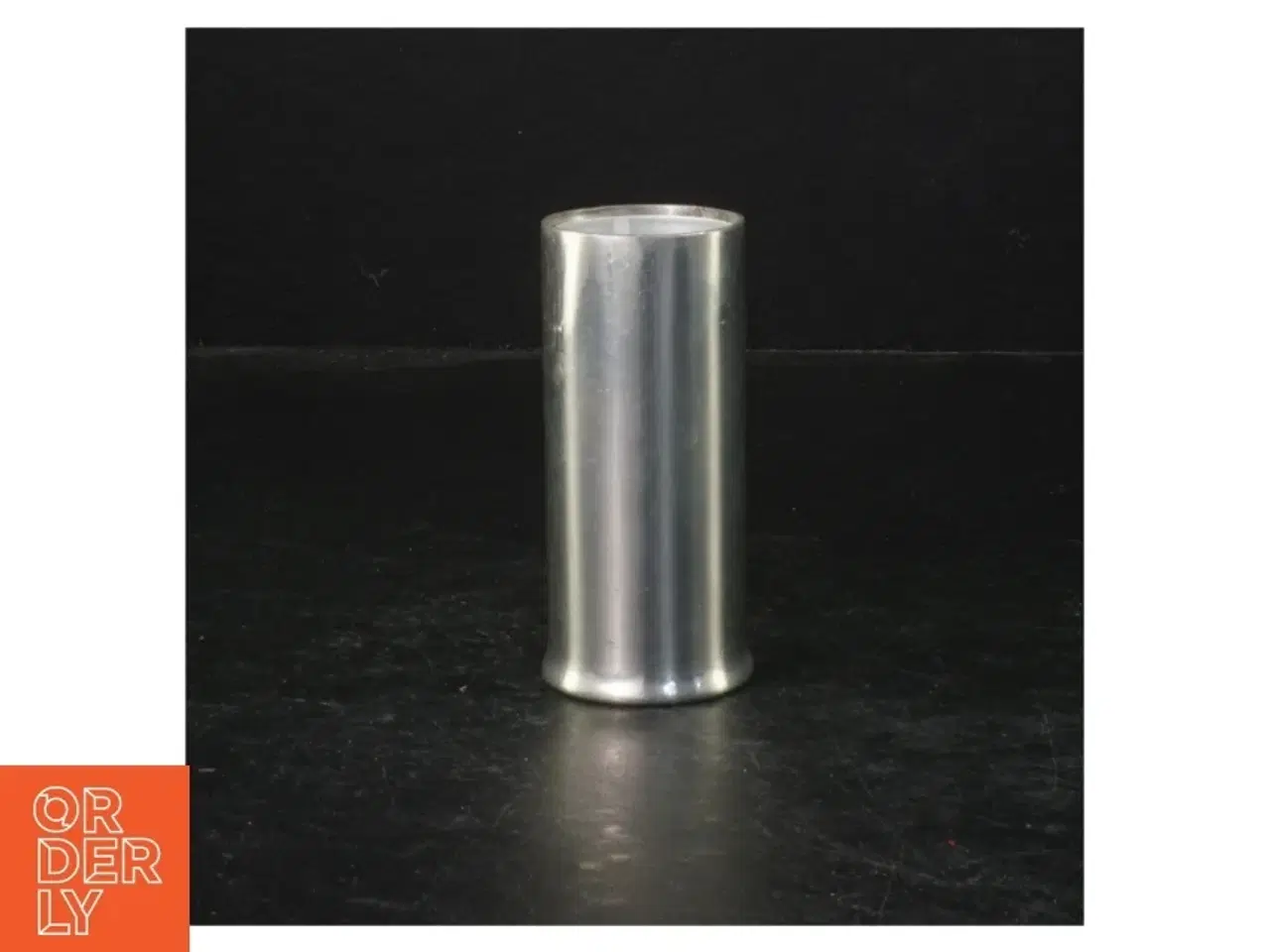 Billede 3 - Sølvfarvede stage til fyrfadslys fra Selanger Pewter (str. 10 cm. 2 styk)
