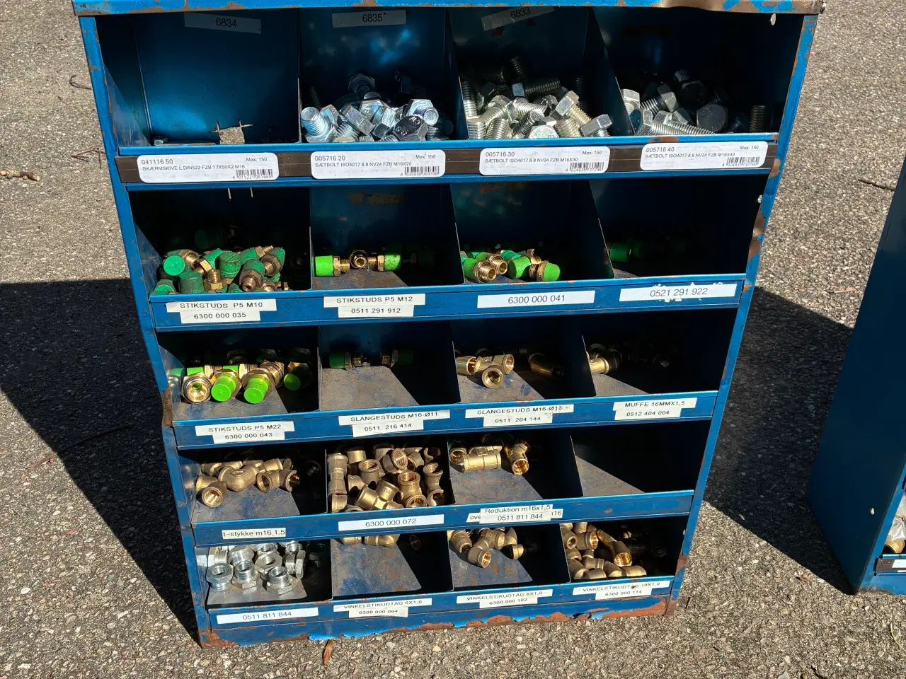 Billede 2 - Boltreoler med indhold