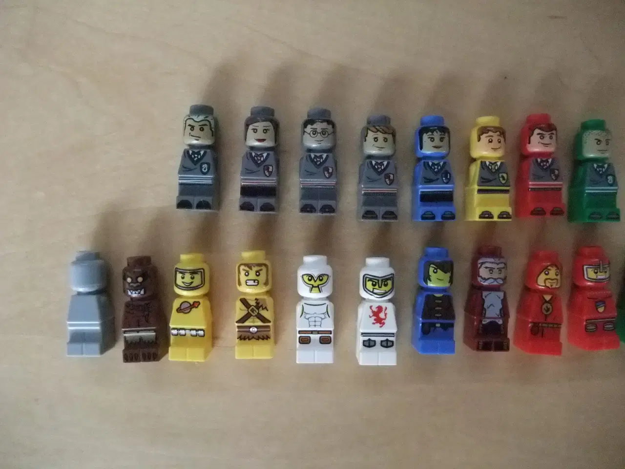 Billede 2 - Lego Micro Figurer 