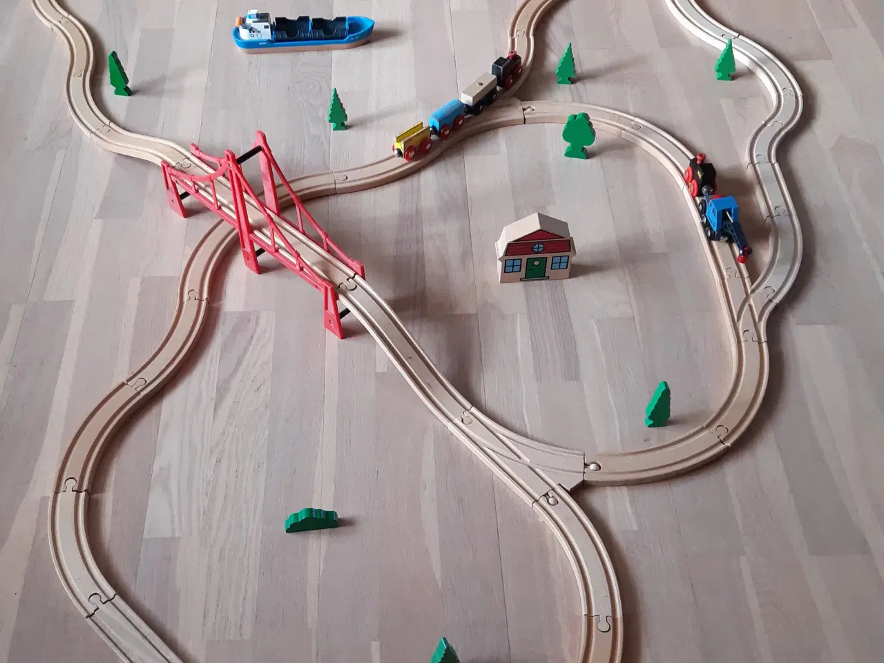 Billede 1 - Brio  Togbane  Med mere              