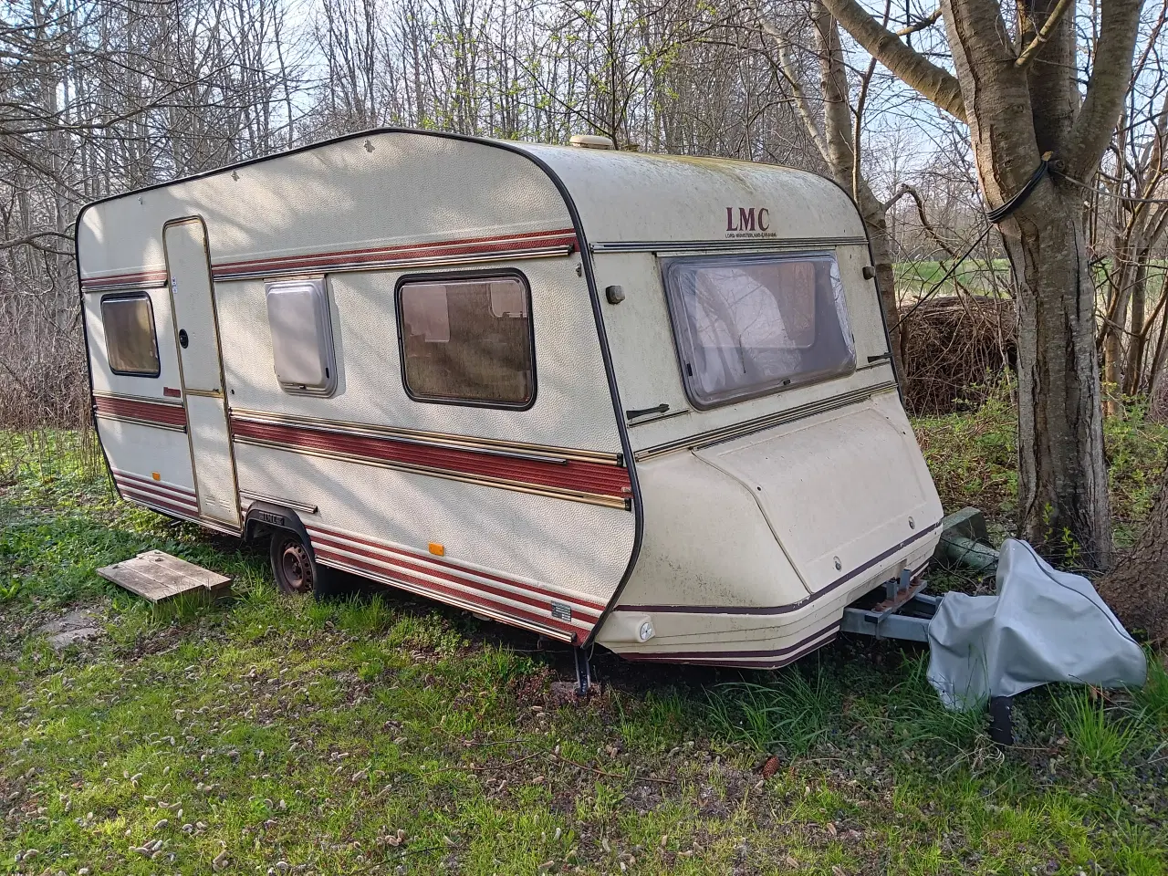 Billede 1 - CAMPINGVOGN  -  LMC  -  ældre og   BILLIG   !