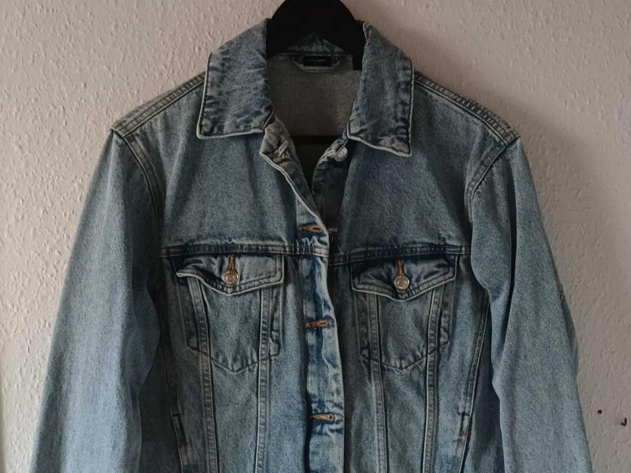 Billede 1 - Denim jakke str S