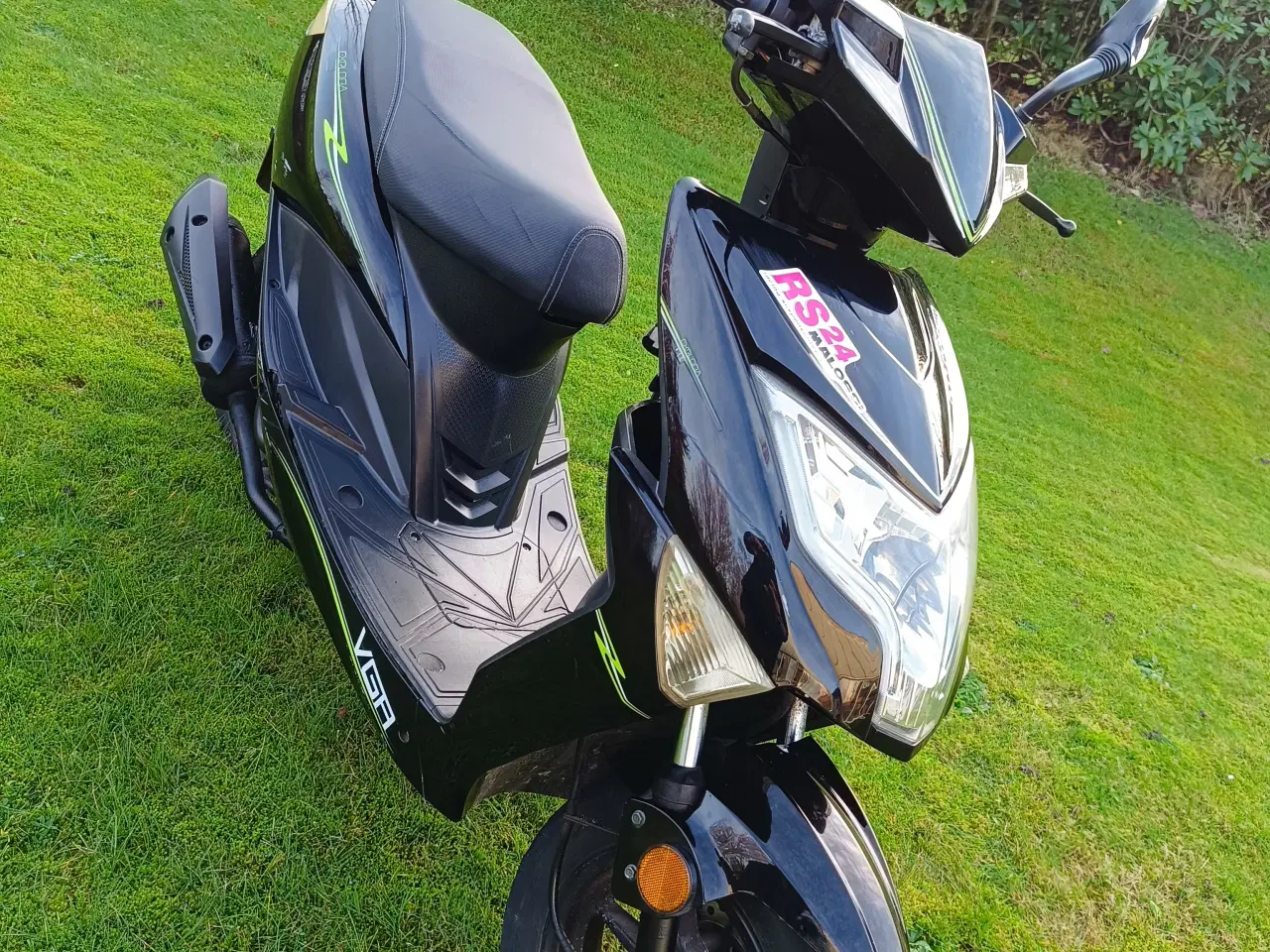 Billede 1 - Scooter 30 VGA