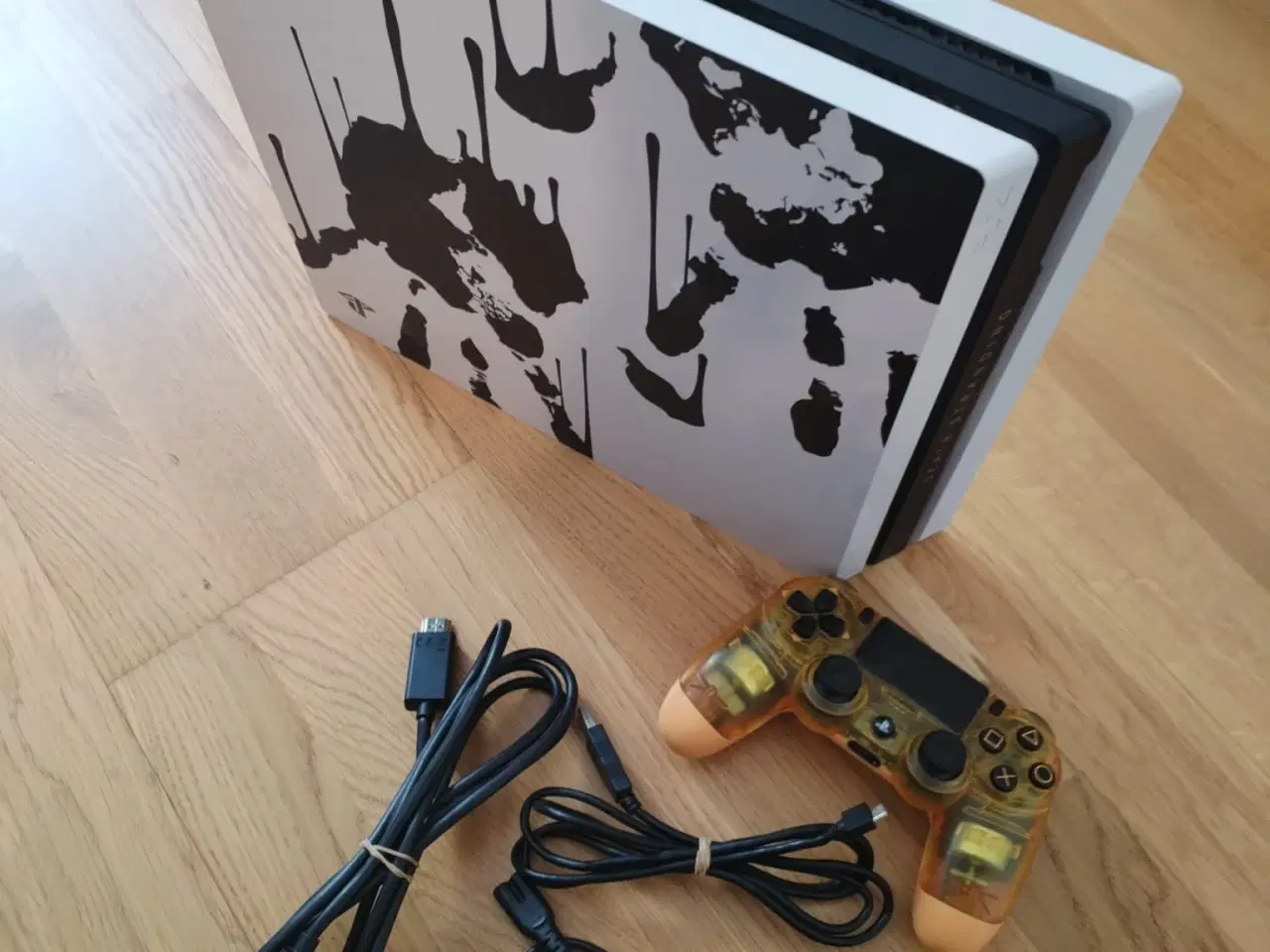 Billede 2 - Ps4 Pro limited edition 1TB (Death stranding)