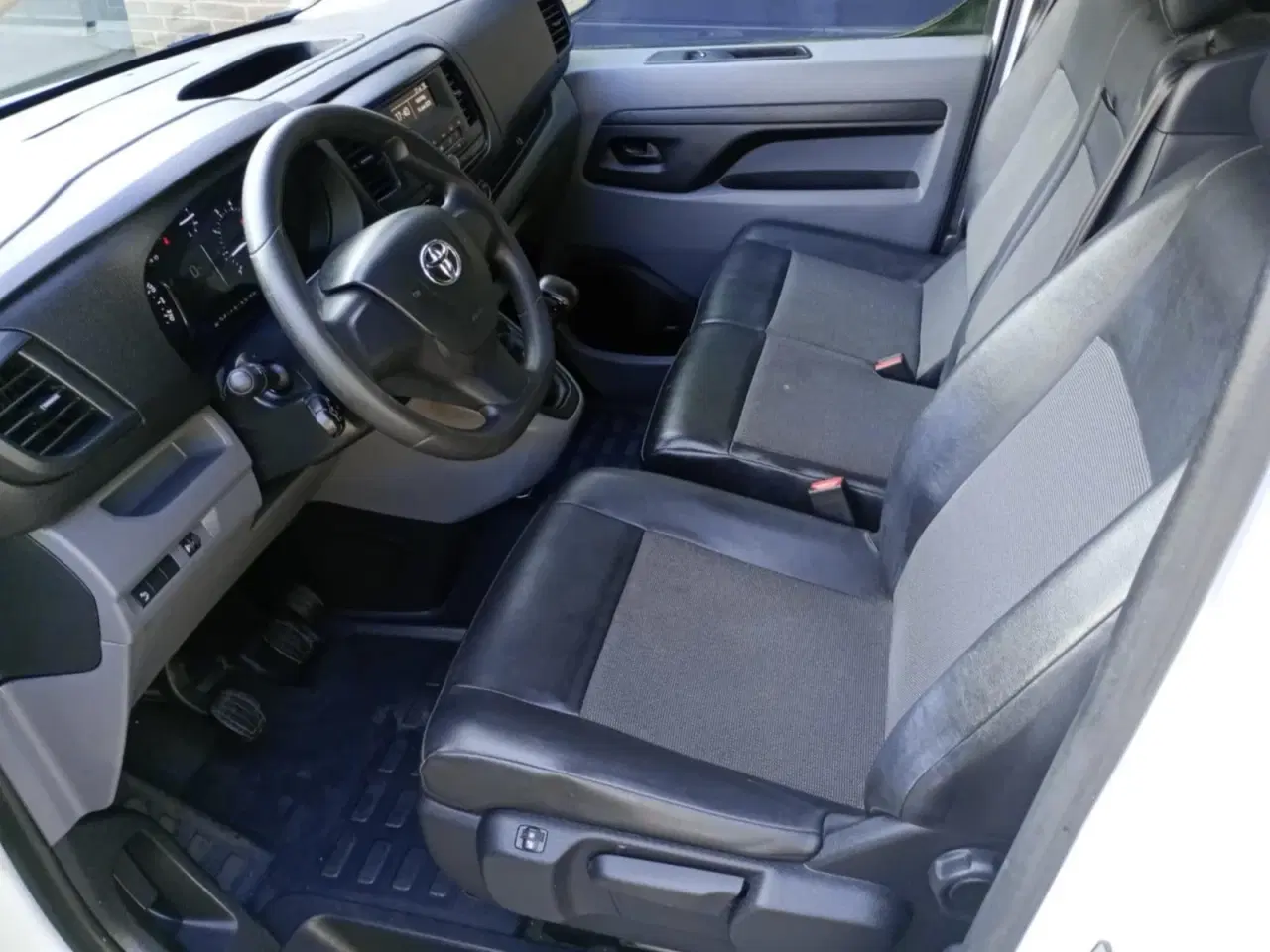 Billede 5 - Toyota ProAce 2,0 D 120 Medium Base