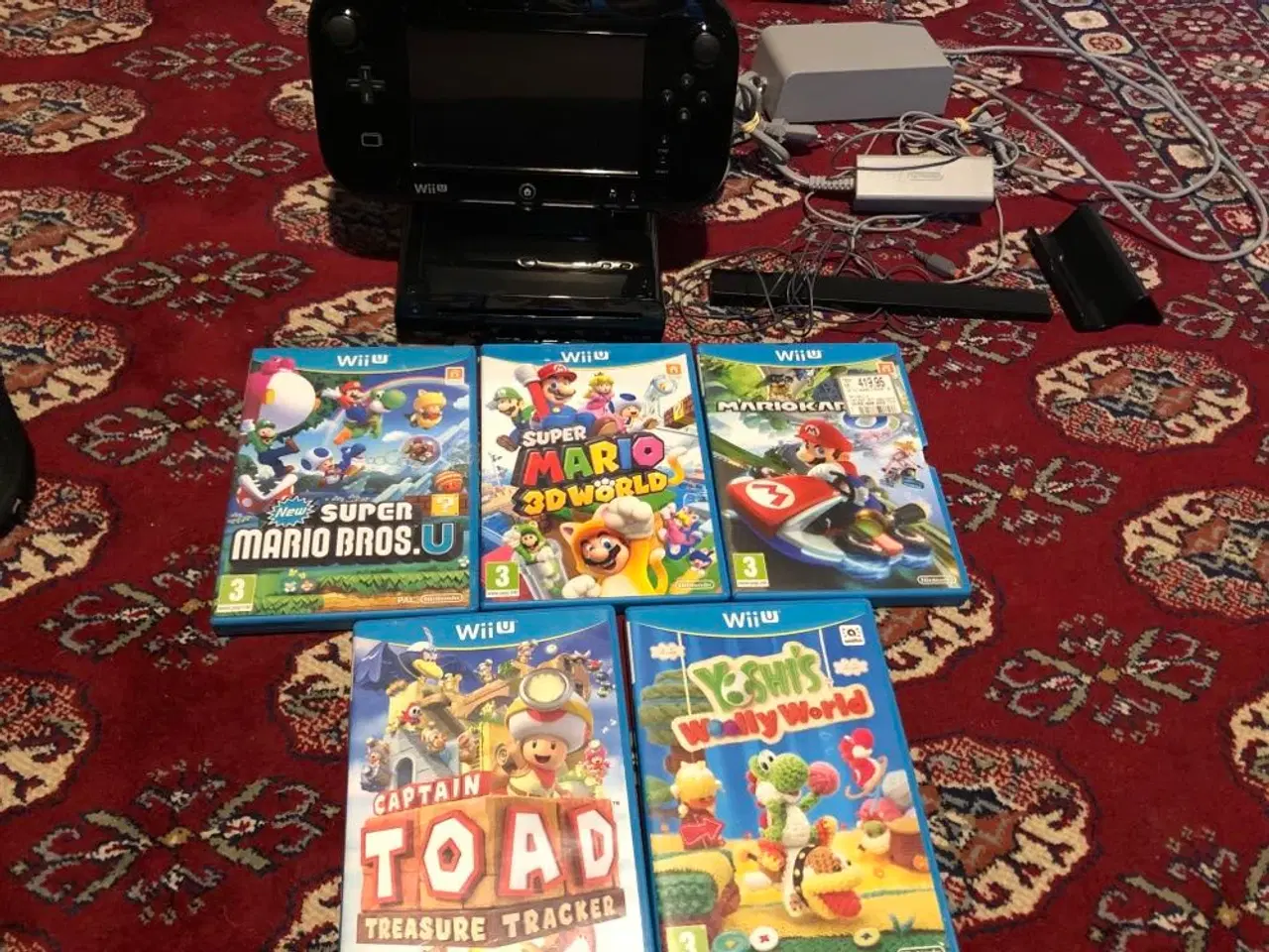 Billede 1 -  Wii U + 5 Spil. Super Mario 3D World, Mario Kart 