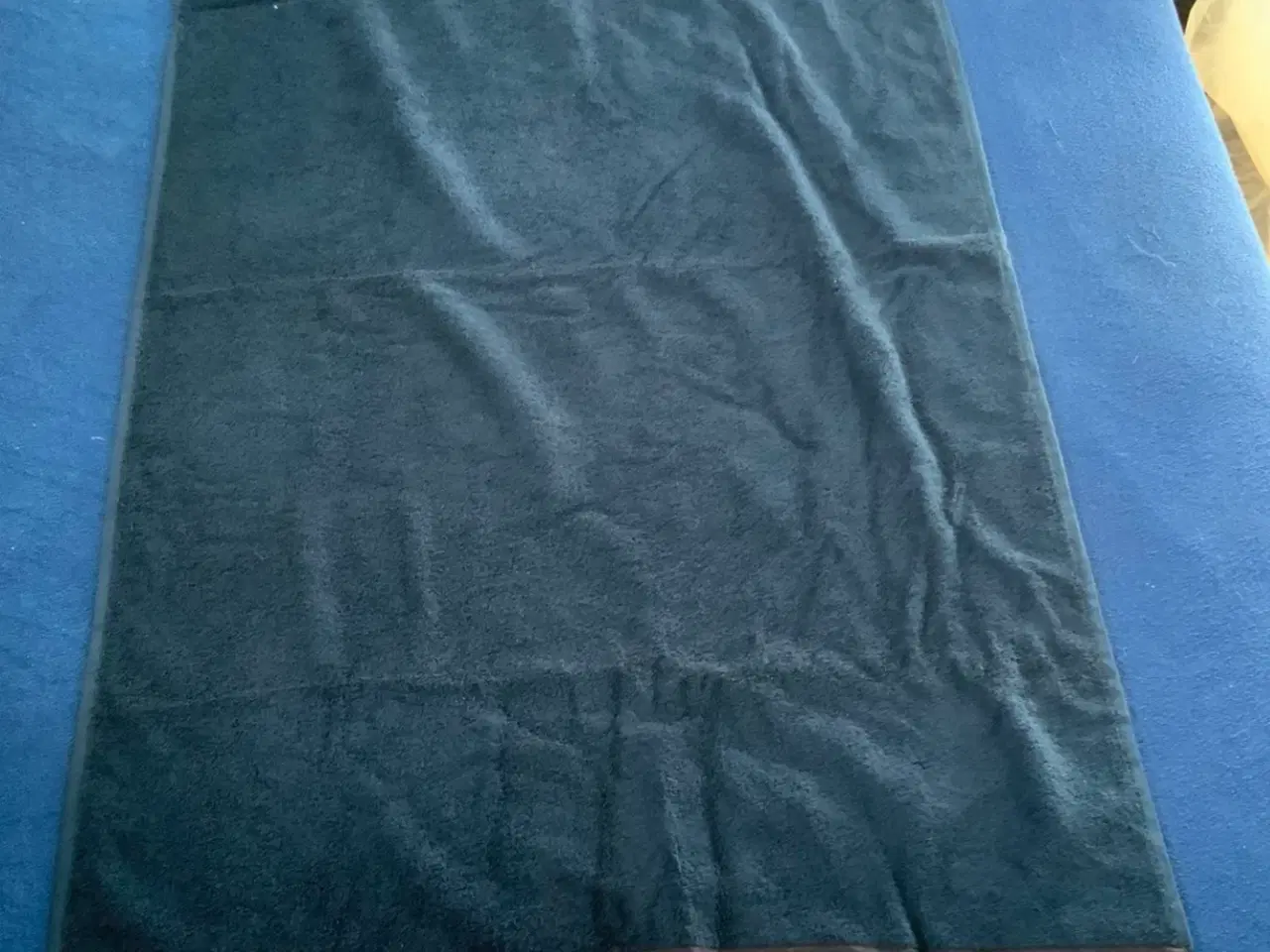 Billede 1 - Håndklæde 75x150 cm.