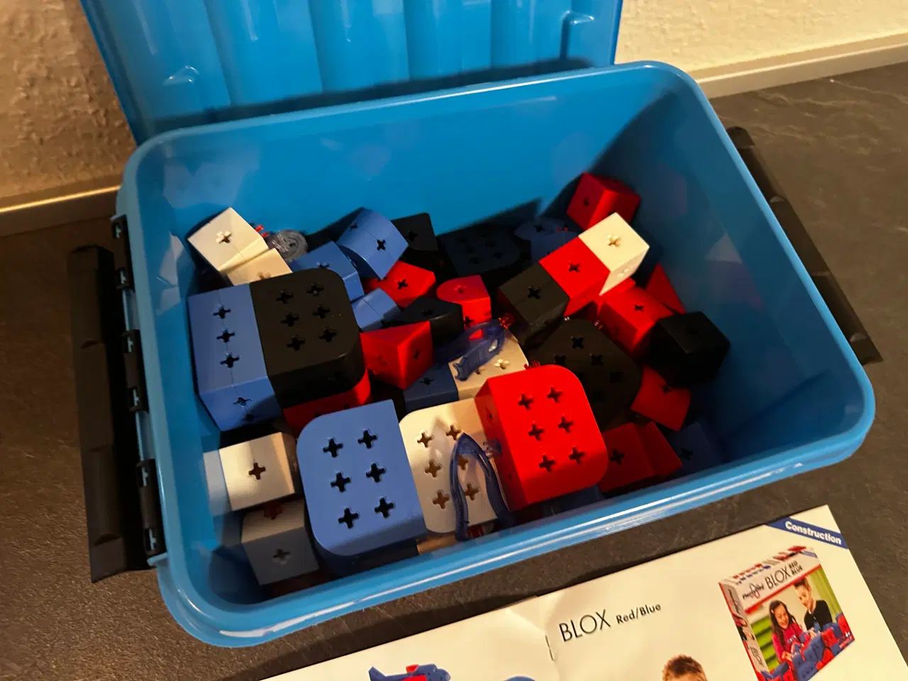 Billede 2 - Blandet børne lot, Cocomelon, Blox, Spil mm.