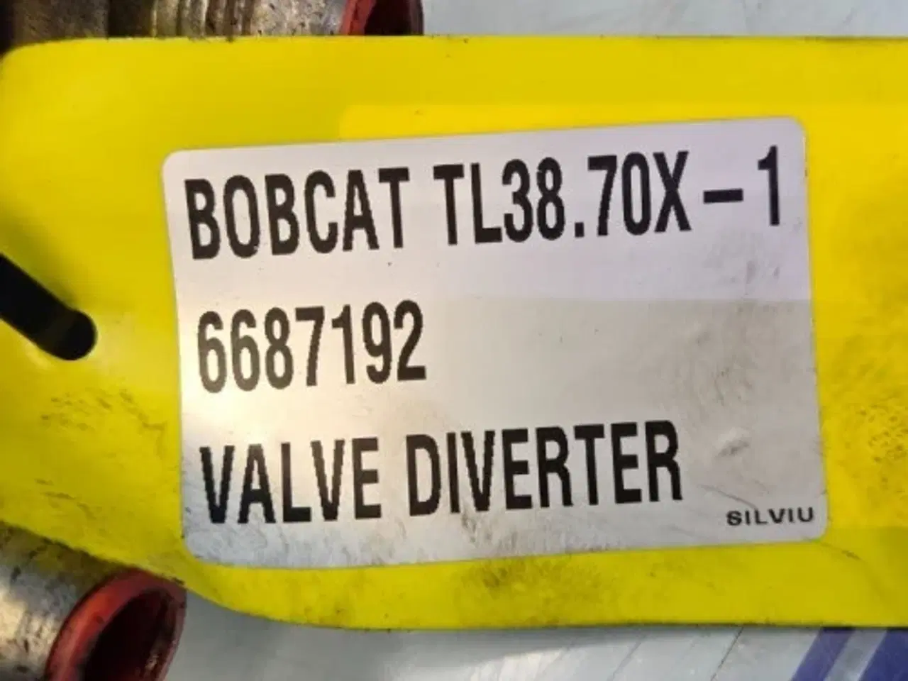 Billede 5 - Bobcat  TL38.70X  Omskifterventil 6687192