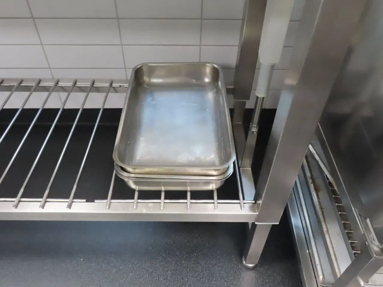Billede 4 - Arbejdsstation m. hævefunktion PALBO i rustfrit stål (uden indhold)