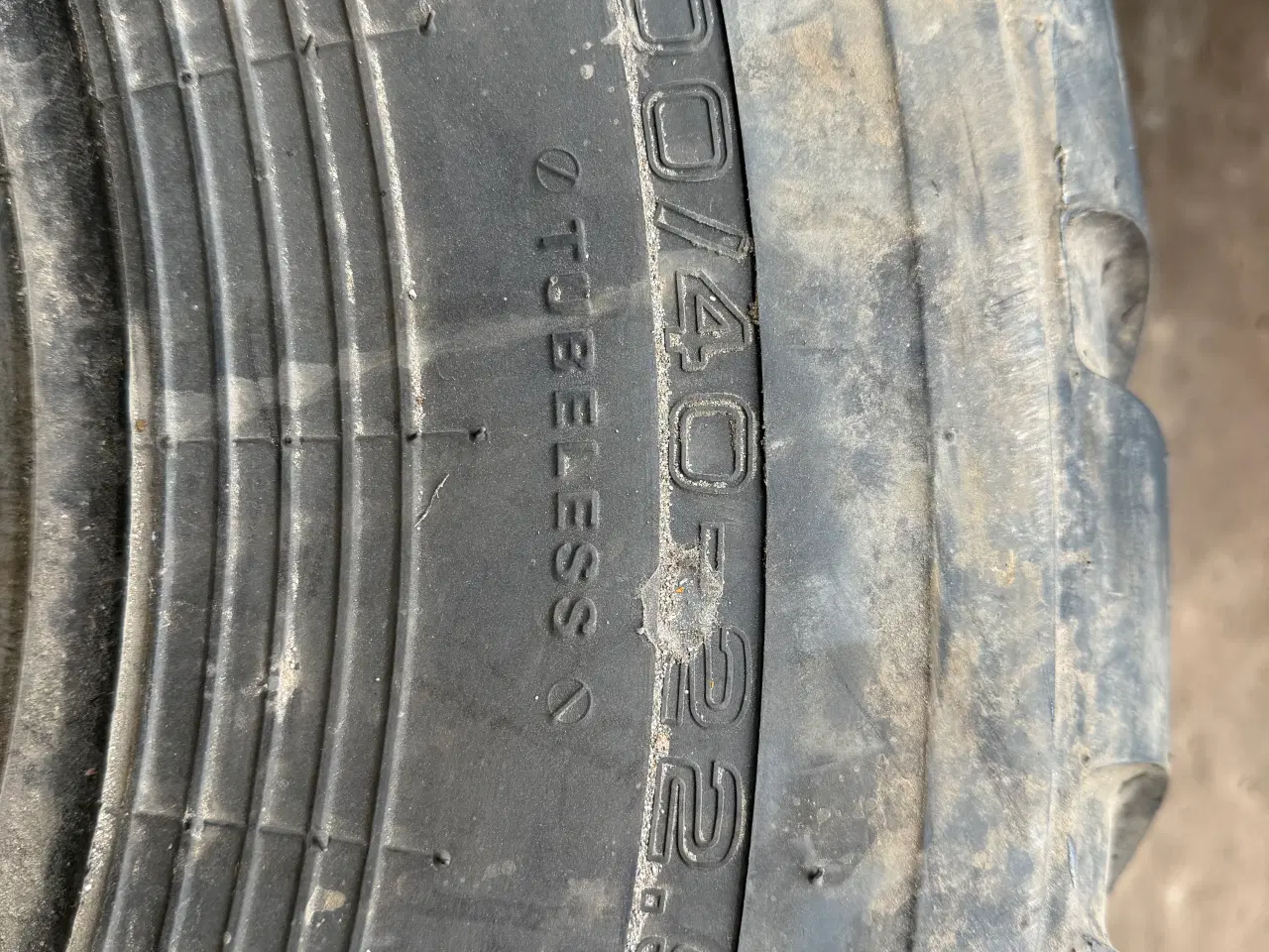 Billede 5 - Dæk 700/40-22.5