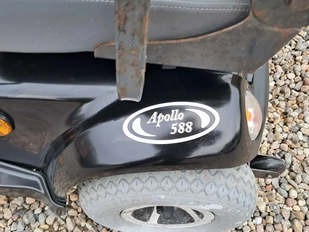 Billede 3 - 4-hjulet elscooter med nye batterier og vogn 