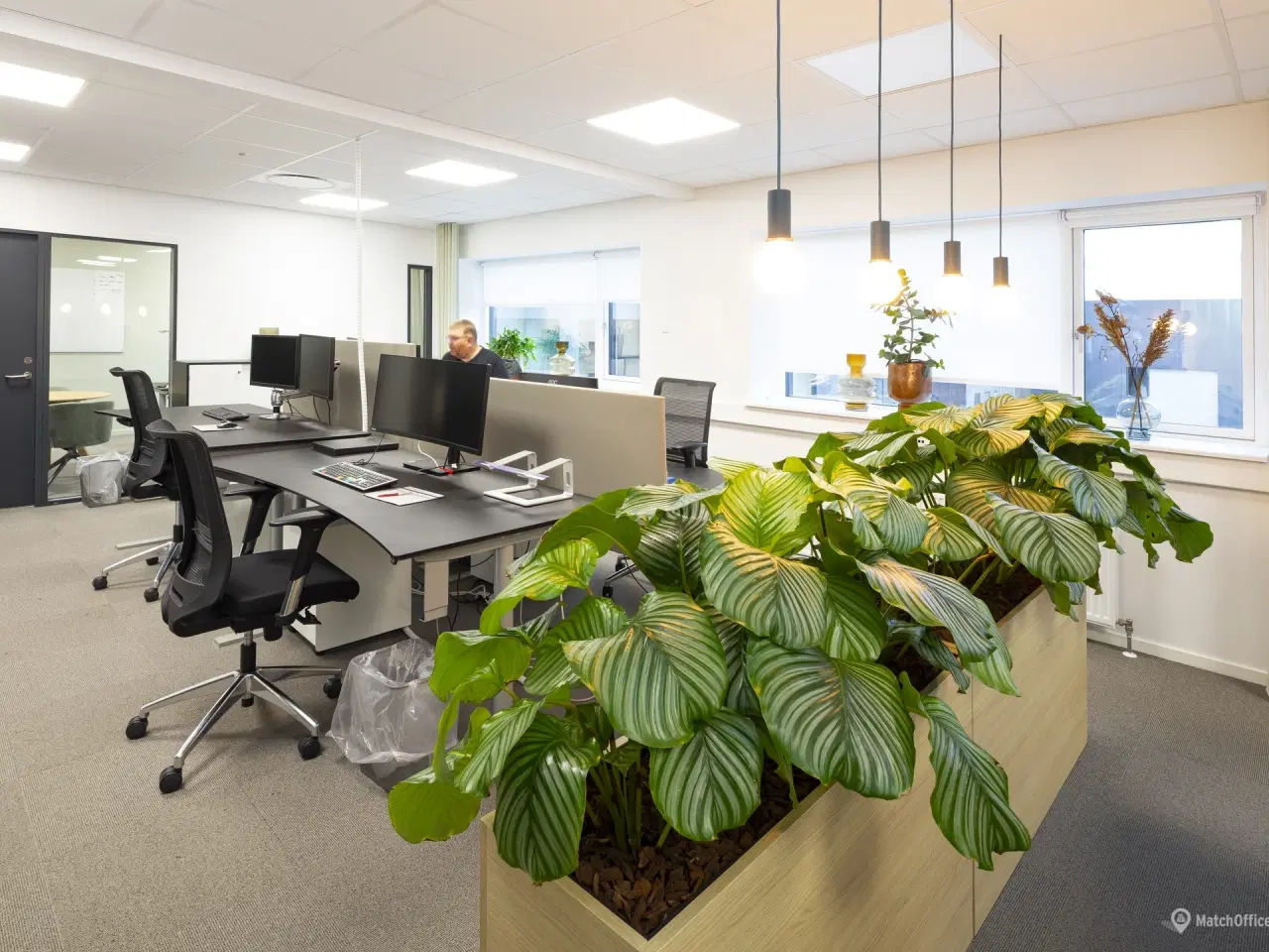 Billede 11 - Velbeliggende nyere moderne kontorlokaler med fælles kantineordning