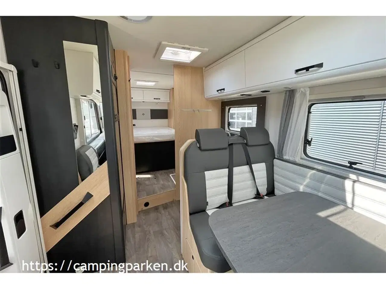 Billede 10 - 2024 - SunLight I 69 L Adv. Edition Aut. gear   Sunlights flagskib er tilbage! Fiat Ducato, 140 hk og 9-trins automatgear