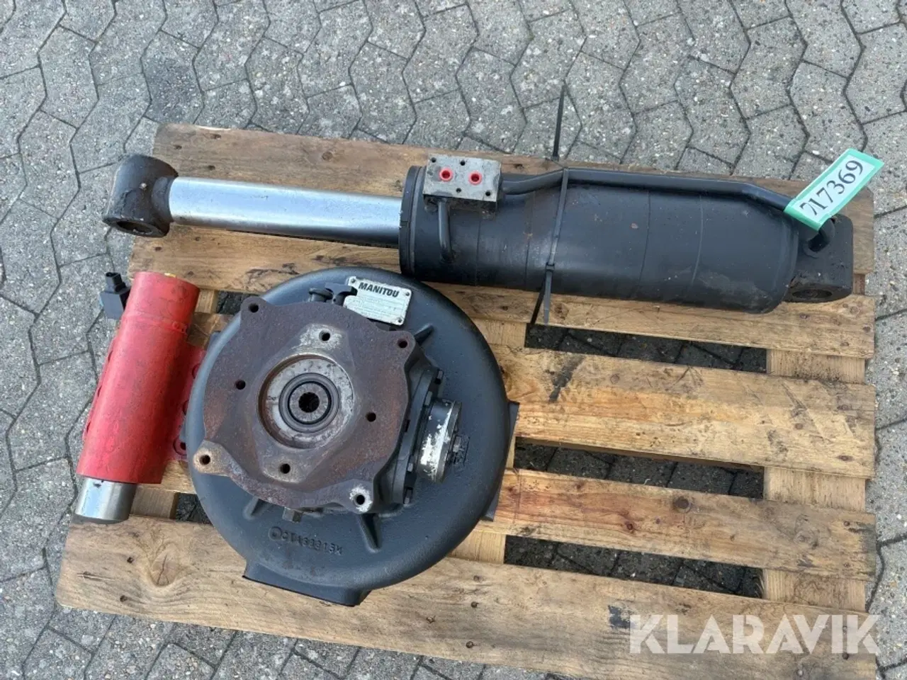 Billede 6 - Dele til manitou - har siddet på en 1637