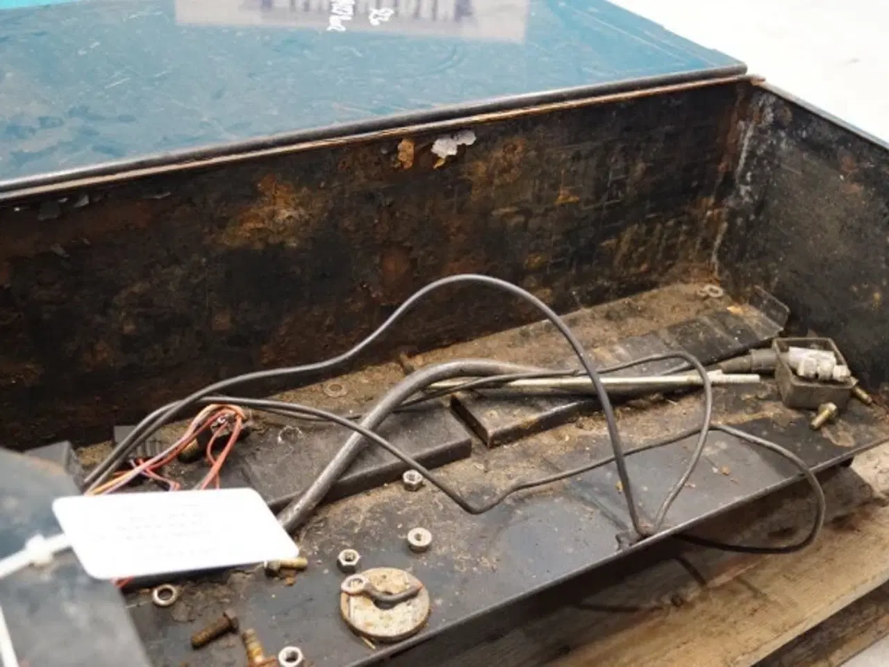 Billede 8 - Case 9230 Batterikasse 84264230