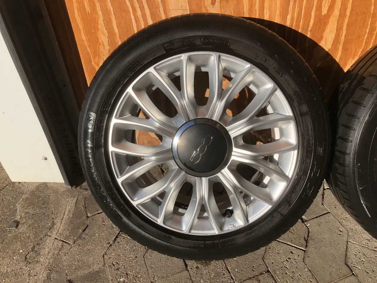 Billede 2 - Fiat 500 Lounge fælge