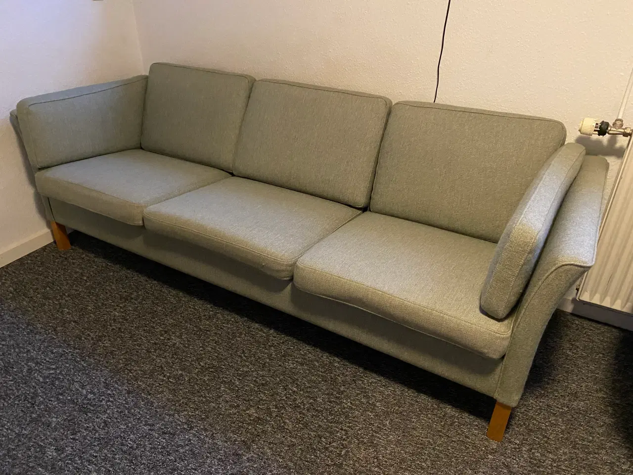 Billede 4 - 3 Pers sofa og bord