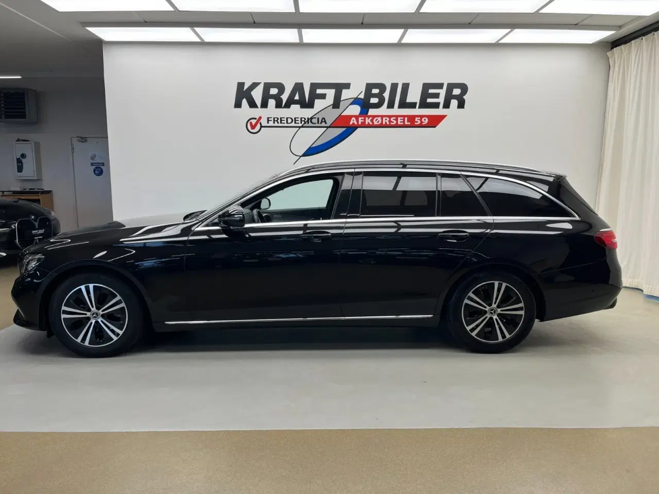 Billede 2 - Mercedes E220 d 2,0 Business stc. aut.