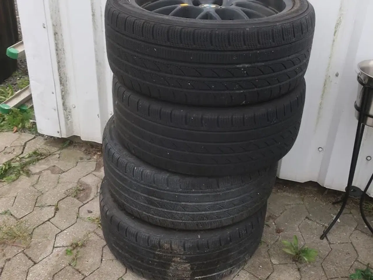 Billede 1 - 4 stk. dæk TRISTAR 245/40R19